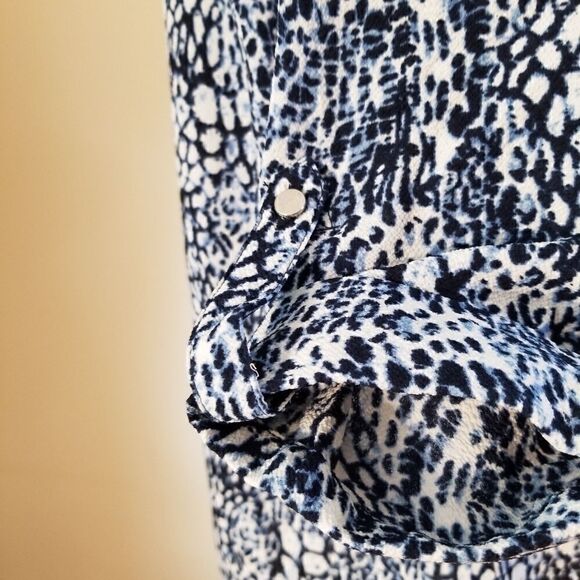 NWT! Cathy Daniels 3/4 Sleeve Zip Neckline Top Med - Picture 8 of 13